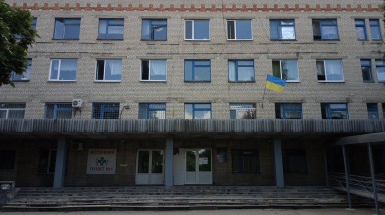 Чому всі хворі із симптомами застуди чекають в одній черзі: коментує заступник головного лікаря