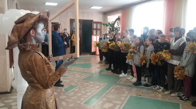 До дня художника у Шостці відкрилась незвичайна виставка