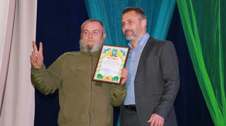 В Попасній відбулись урочистості до Дня захисників та захисниць України