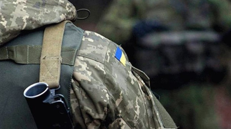 Борги та обіцянки українським військовим