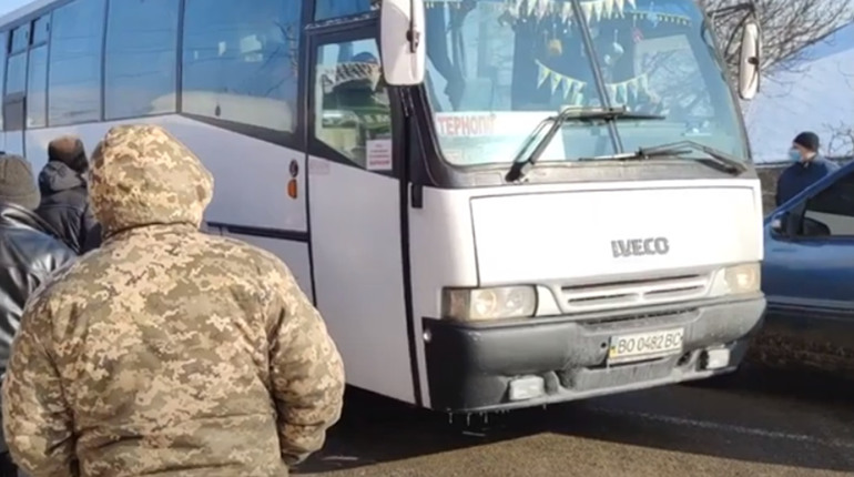Документи, які необхідні для поїздок та перельотів між регіонами з 21 жовтня