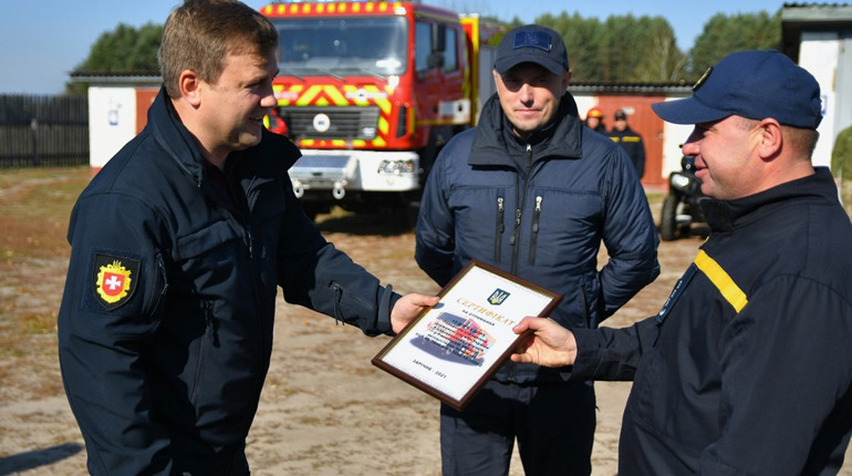 У двох громадах – нові пожежні автоцистерни