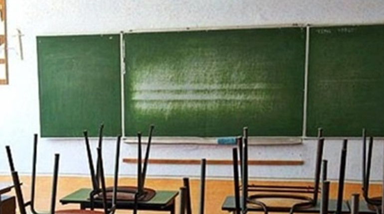 Третя та друга міські школи, Сарська школа пішли на дистанційне навчання