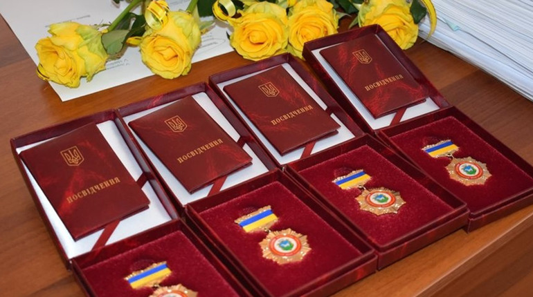 На сесії міської ради: кого нагородили почесними відзнаками