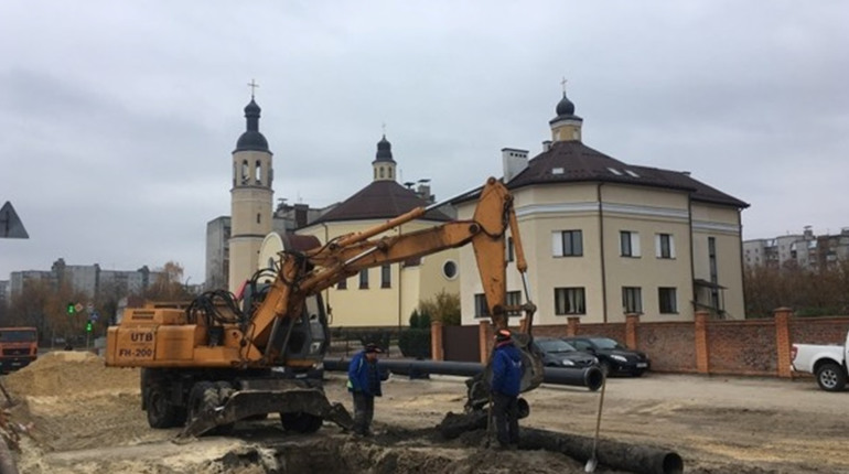 Наступного тижня на вулиці Київській почнуть вкладати дорожнє покриття