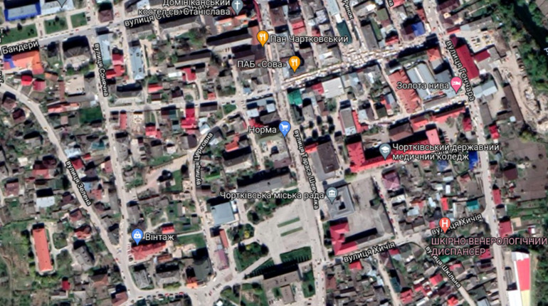 З центру Чорткова приберуть 15 МАФів