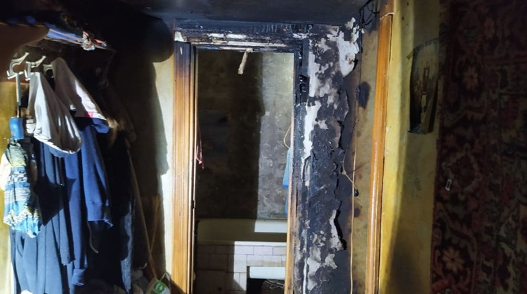 В Южноукраинске из-за замыкания электропроводки в двухкомнатной квартире вспыхнул пожар