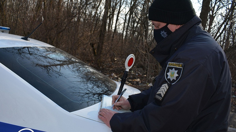 Правоохоронці патрульної поліції Волновахи повідомили кількість ДТП по району