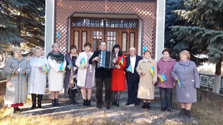 Пісенний флешмоб «Батько наш Бандера!» продовжує поширюватися Чортківщиною