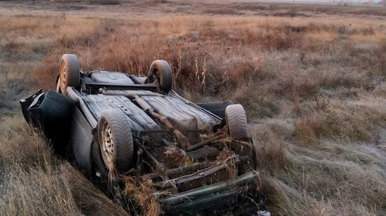 Неподалік Верхніх Сірогоз автомобіль злетів з траси: 39-річний водій загинув