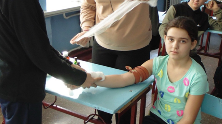 В Розпасіївській гімназії школярі вивчають правила безпеки через ігри та конкурси