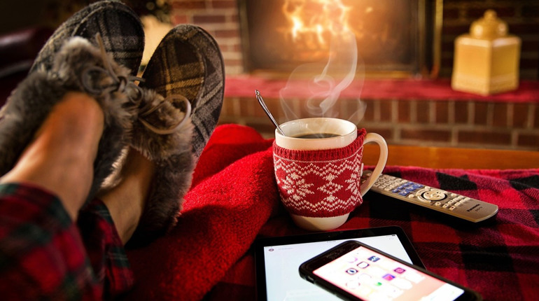 Свята у грудні: релігійні та державні