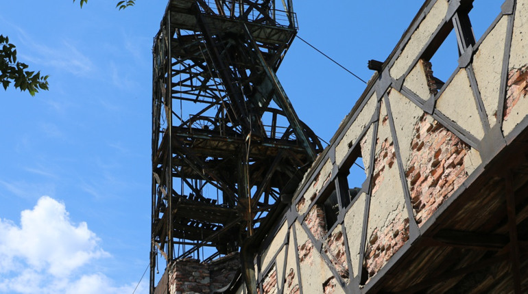 Викопні і відновлювальні джерела енергії на сході України. Відновлювальна енергія з шахти