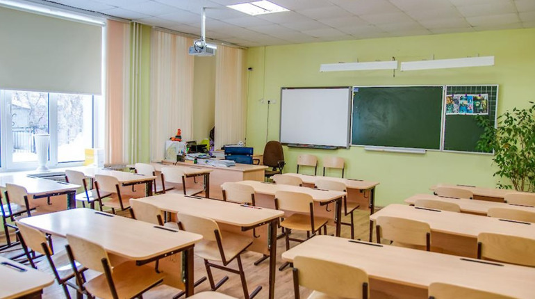 Зарплати вчителів зростуть на вісім відсотків