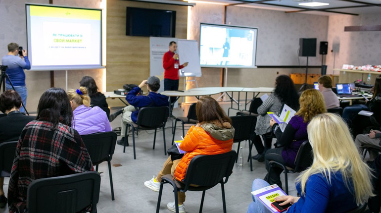 Маркетплейс "Свой.Маркет" презентовали в 14 городах. Что волнует предпринимателей в регионах?