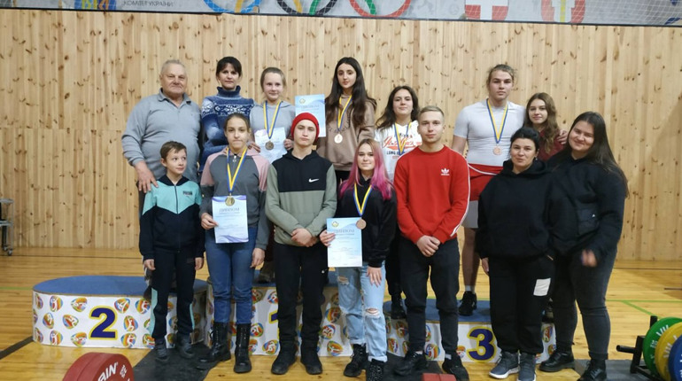 Важка атлетика: вперше спортсмени району здобули такі високі результати