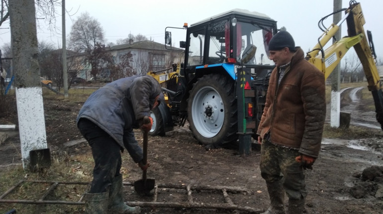 Як троїцькі комунальники ремонтують пориви водопостачальної мережі