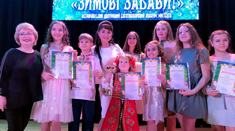 "VIVAT" здобув перемогу на Всеукраїнському конкурсі "Зимові забави"