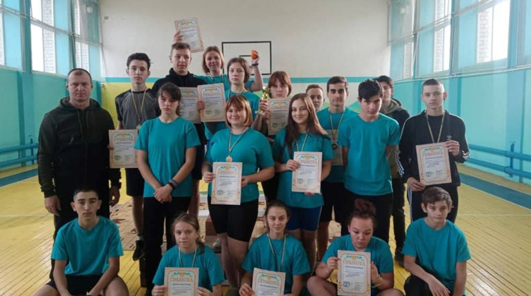 3 золотих, 6 срібних, 3 бронзових медалі завоювали нижньоторгаївські пауерліфтери