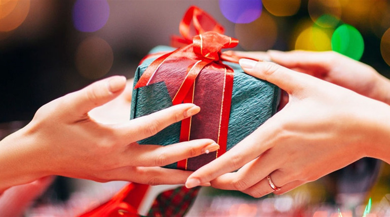 Великий вибір та доступні ціни. Де у Городку можна придбати подарунки за цінами Інтернет-магазину