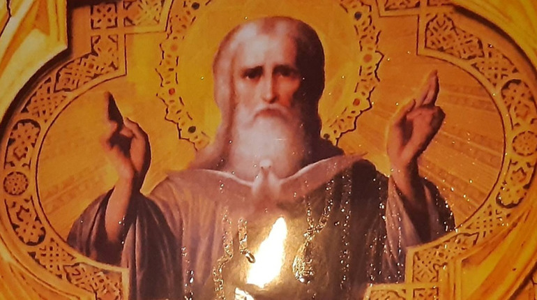 У чортківському храмі Святої Покрови виставлено ікону Бога-Отця і Духа Святого, що замироточила