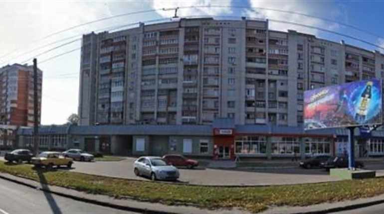 Біля Градецького автівка наїхала на 22-річного пішохода