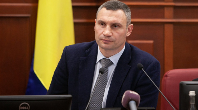 Кличко: Дії влади стосовно Порошенка шкодять державі