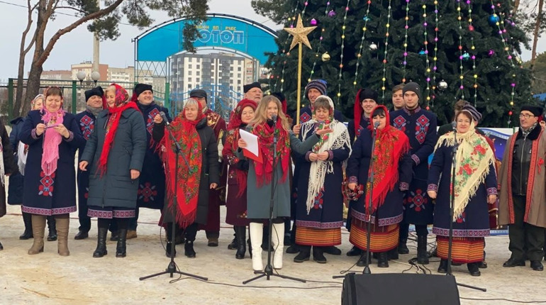 Як святкують Різдво у Вараському районі - огляд соцмереж