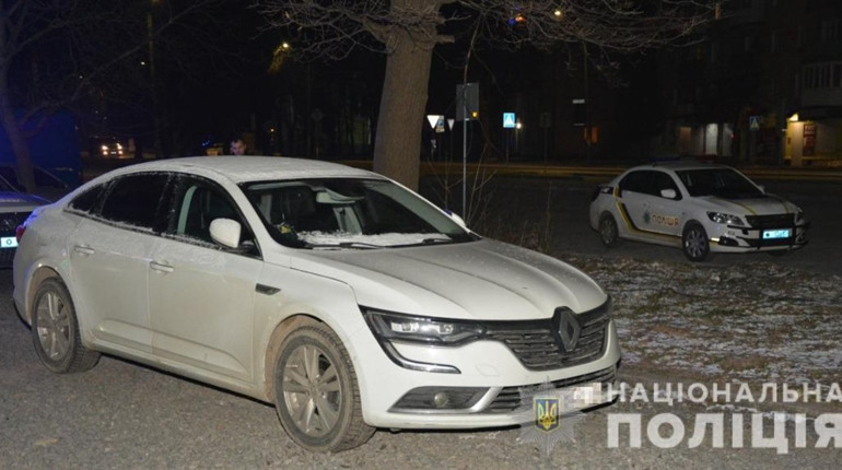 У Дрогобичі на Різдво місцевий житель викрав Renault, але далеко втекти йому не вдалось
