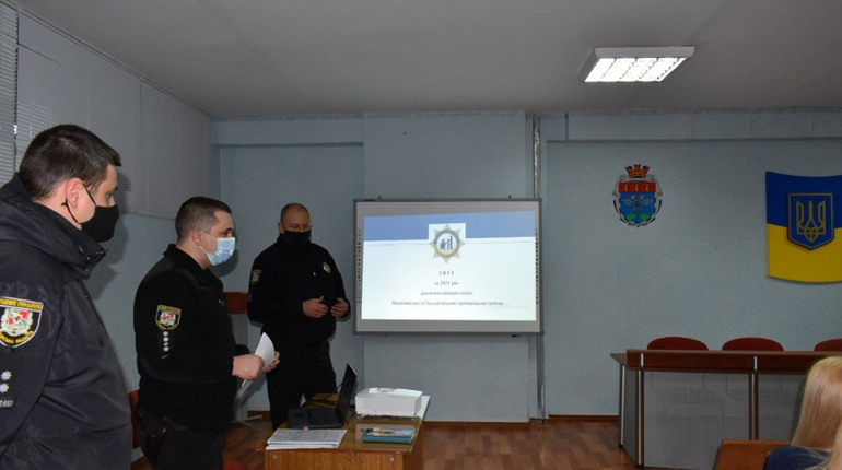 Дільничні офіцери поліції звітували про свою роботу у Попаснянській та Гірській громадах за 2021 рік
