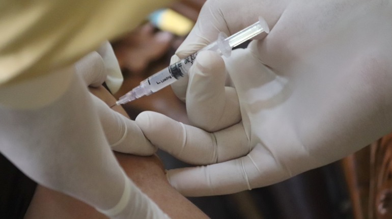 Бустерна доза вакцини: актуальна інформація для конотопців