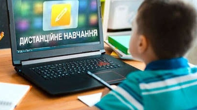 Із 25 до 28 січня на дистанційне навчання відправили учнів 5-11 класів одинадцятьох шкіл громади