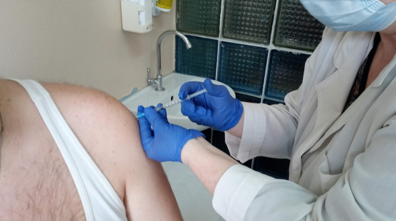 Як викликати мобільну бригаду з вакцинації: для тих, хто не може потрапити до пункту щеплень
