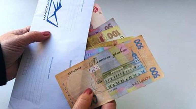 У Корюківці люди не зрозуміли, яку листоношу недавно засудили: міську чи з села