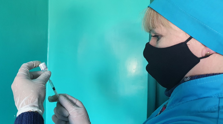 ФЕЙК і ПРАВДА про штрафи за відмову від вакцинації та порушення карантинних обмежень