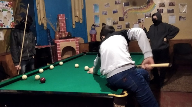 При Багачанському клубі працюють гуртки та любительські об'єднання