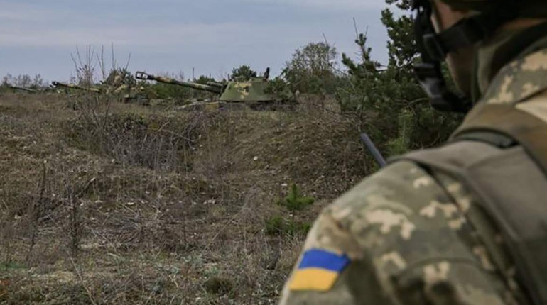 Конотопців просять не фотографувати техніку та озбоєння ЗСУ