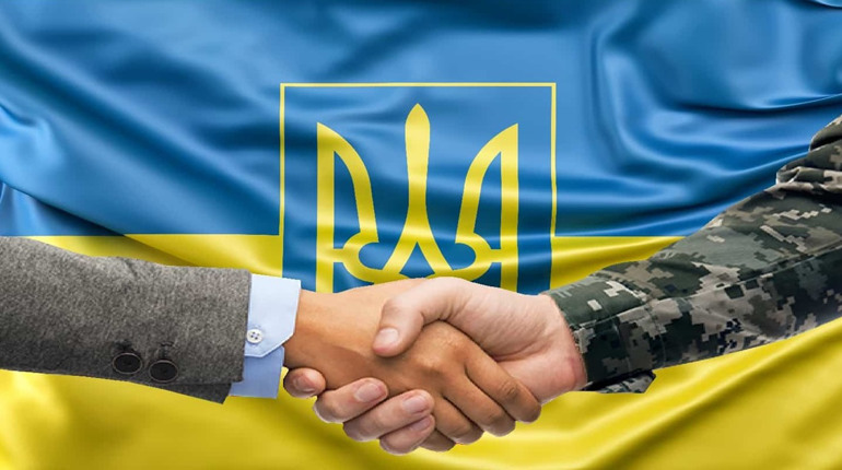 Як цивільні можуть підтримати військових