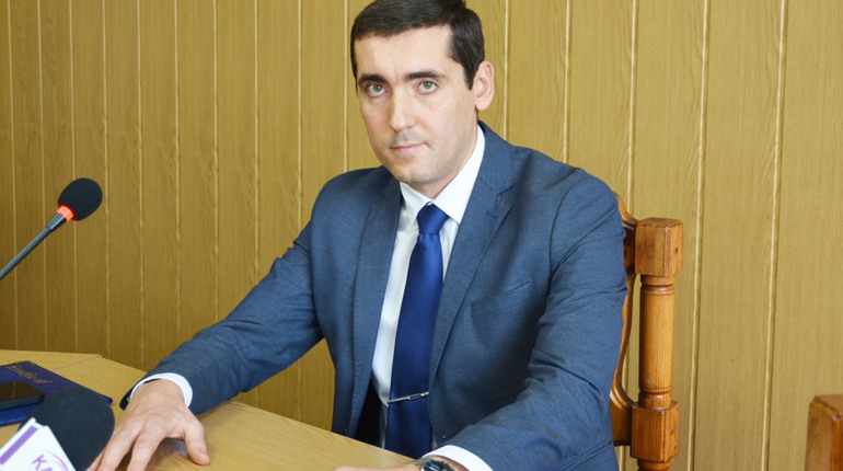 Голова райдержадміністрації відзвітував про роботу за минулий рік