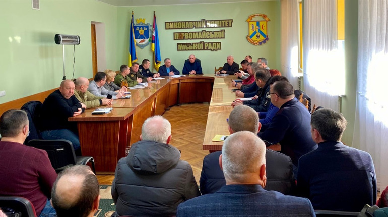 Блок-пости, тероборона, режим роботи 24/7: спільні заходи військових, поліції, влади Первомайщини