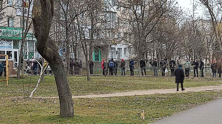 В аптеках закінчуються медикаменти