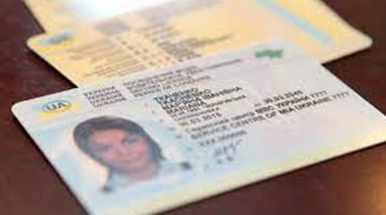 Посвідчення водія, свідоцтва про реєстрацію, термін дії яких закінчився, продовжують діяти