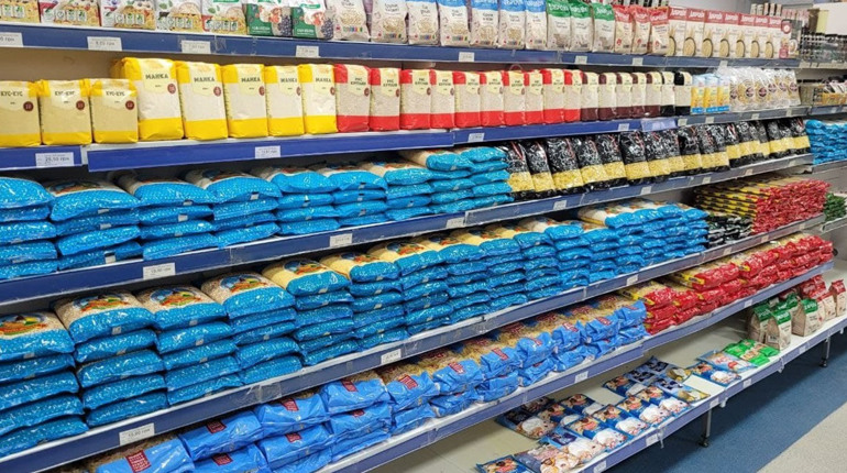 Володимирецькі магазини: товар є і буде