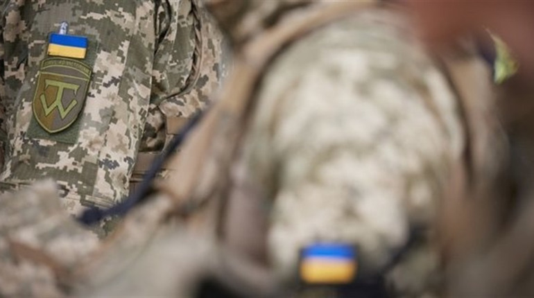 Усі митниці Держмитслужби передають на потреби наших військових конфісковане майно