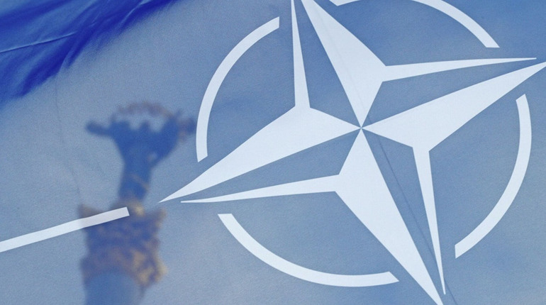 Командир полку Азов звернувся до світової спільноти з проханням закрити небо над Україною
