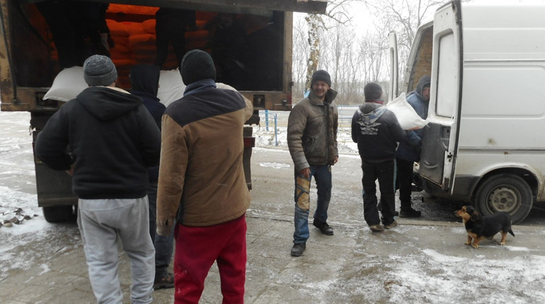 Фермер з Повстанського надав 8 тонн борошна для військових та місцевої самооборони