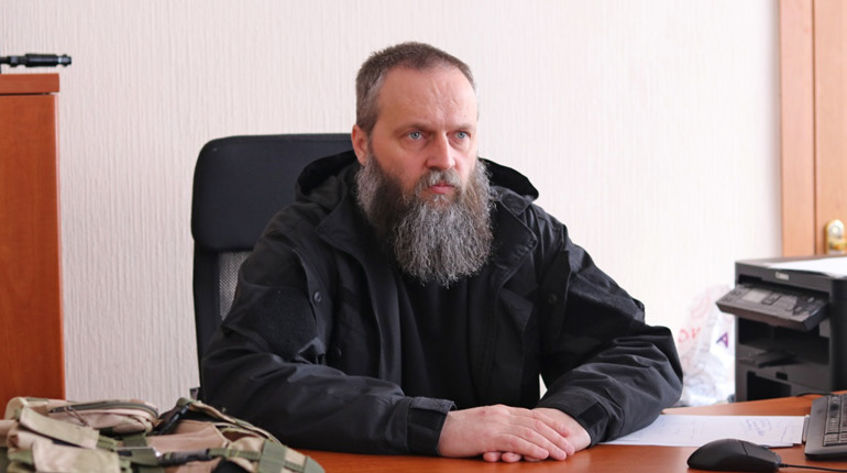 Хто з цивільних і в якому випадку може отримати зброю: коментар начальника ВРА Євгена Євтушенка