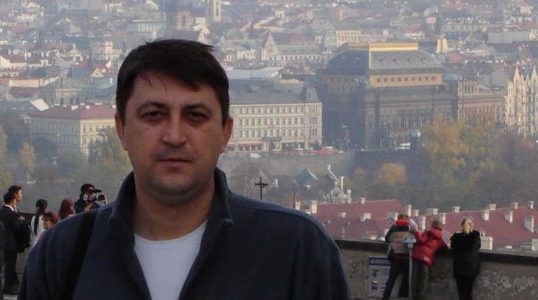 Доля викраденого бердянського активіста Віталія Шевченка невідома