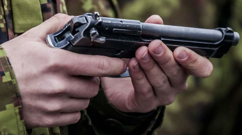 Як отримати та застосувати зброю? Я вбив окупанта, що мені за це буде?