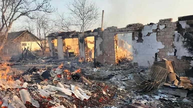 російські війська провели артобстріл по селу Будо-Вороб'ї Коростенського району: інформація від ДСНС